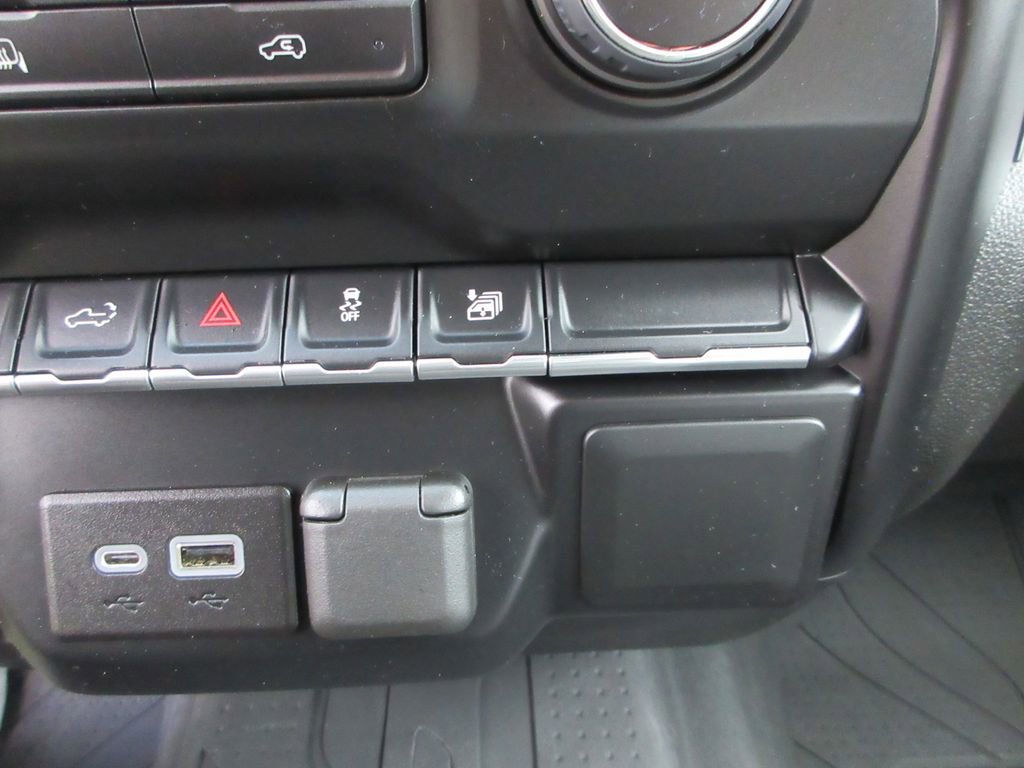 Certified 2022 Chevrolet Silverado 3500 LT image 34