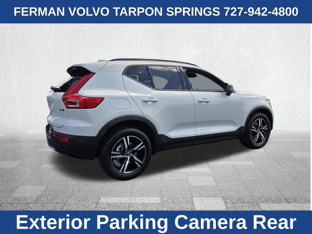 New 2026 Volvo XC40 B5 Core AWD/4WD image 11