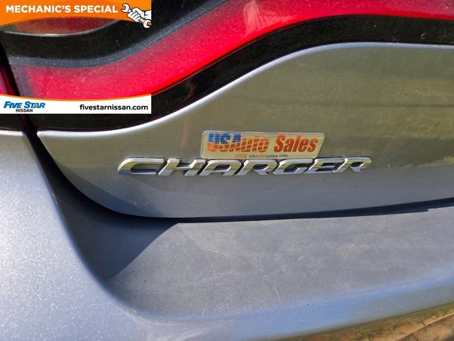 Used 2015 Dodge Charger SE RWD image 11