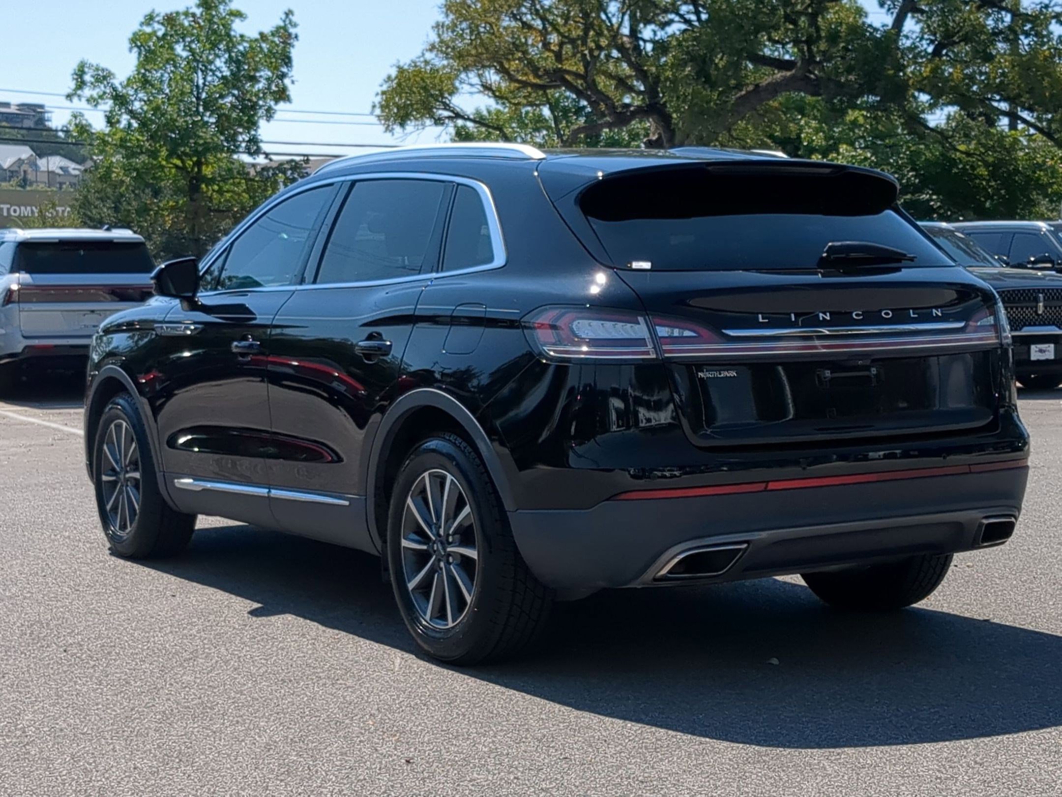 Used 2021 Lincoln Nautilus FWD image 5