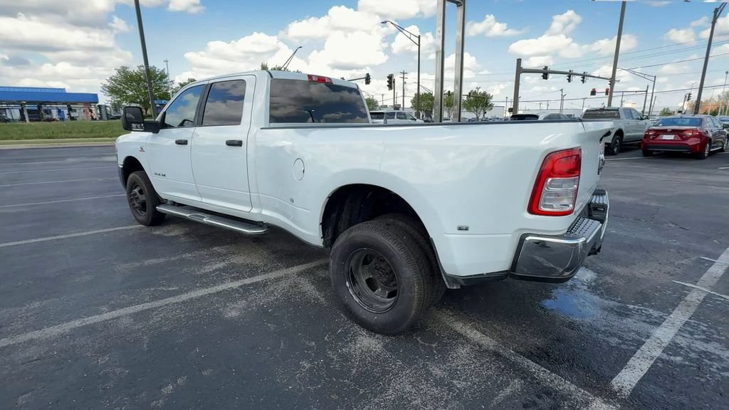 Used 2024 RAM 3500 Big Horn AWD/4WD image 6