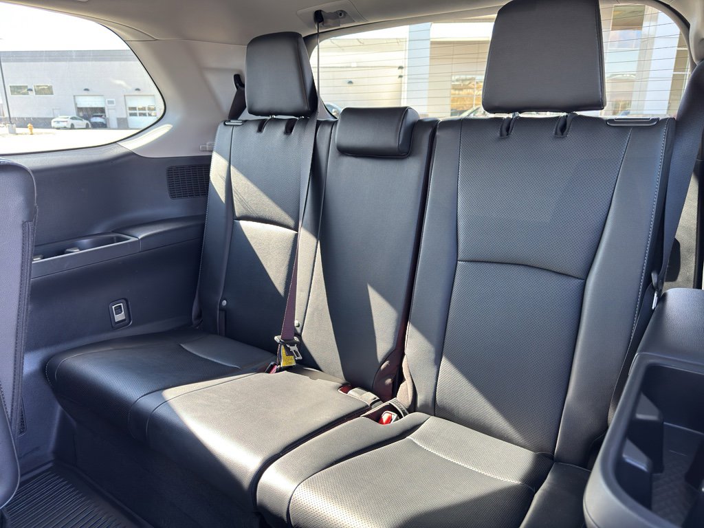 Certified 2024 Toyota Grand Highlander Limited image 9