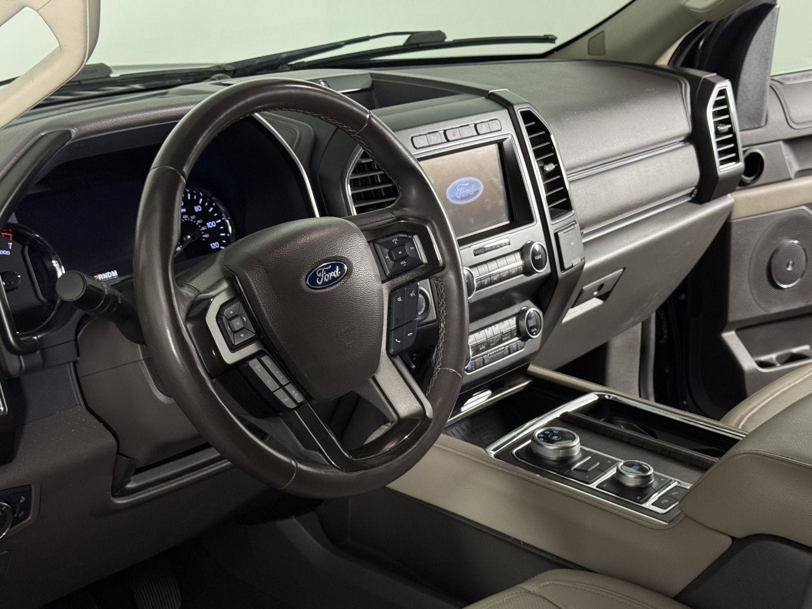 Used 2021 Ford Expedition Limited AWD/4WD image 7