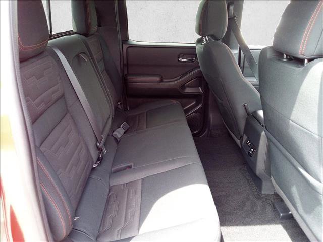 Used 2022 Nissan Frontier PRO-4X AWD/4WD image 16