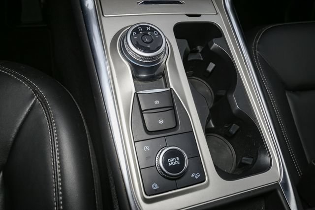Used 2023 Ford Explorer XLT w/ Equipment Group 202A AWD/4WD image 29