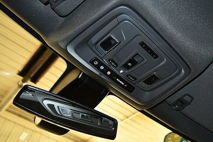Used 2022 Chevrolet Silverado 2500 LTZ w/ LTZ Plus Package image 31