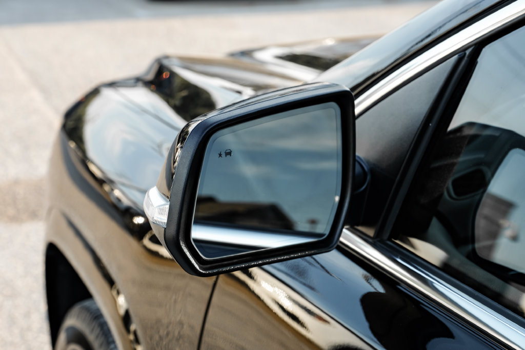 Used 2023 GMC Acadia Denali FWD image 40