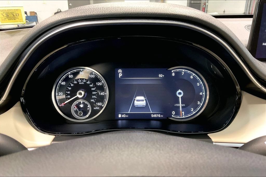 Used 2022 Genesis GV70 2.5T AWD/4WD image 14