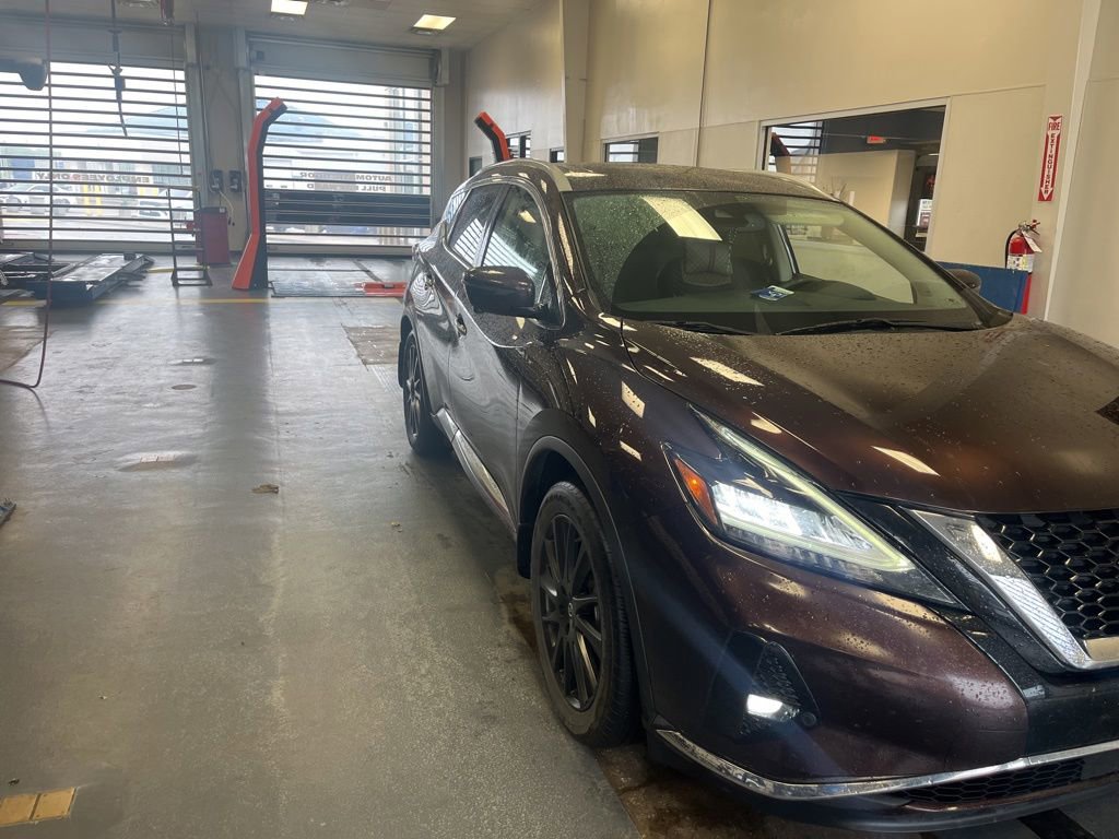 Used 2020 Nissan Murano SL w/ Moonroof Package