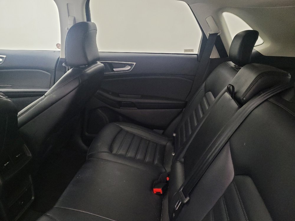 Used 2024 Ford Edge SEL image 18