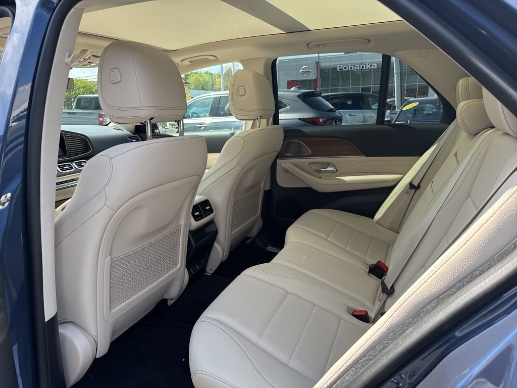 Used 2024 Mercedes-Benz GLE 450 4MATIC image 11