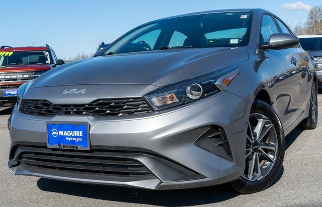 Used 2023 Kia Forte LXS image 1