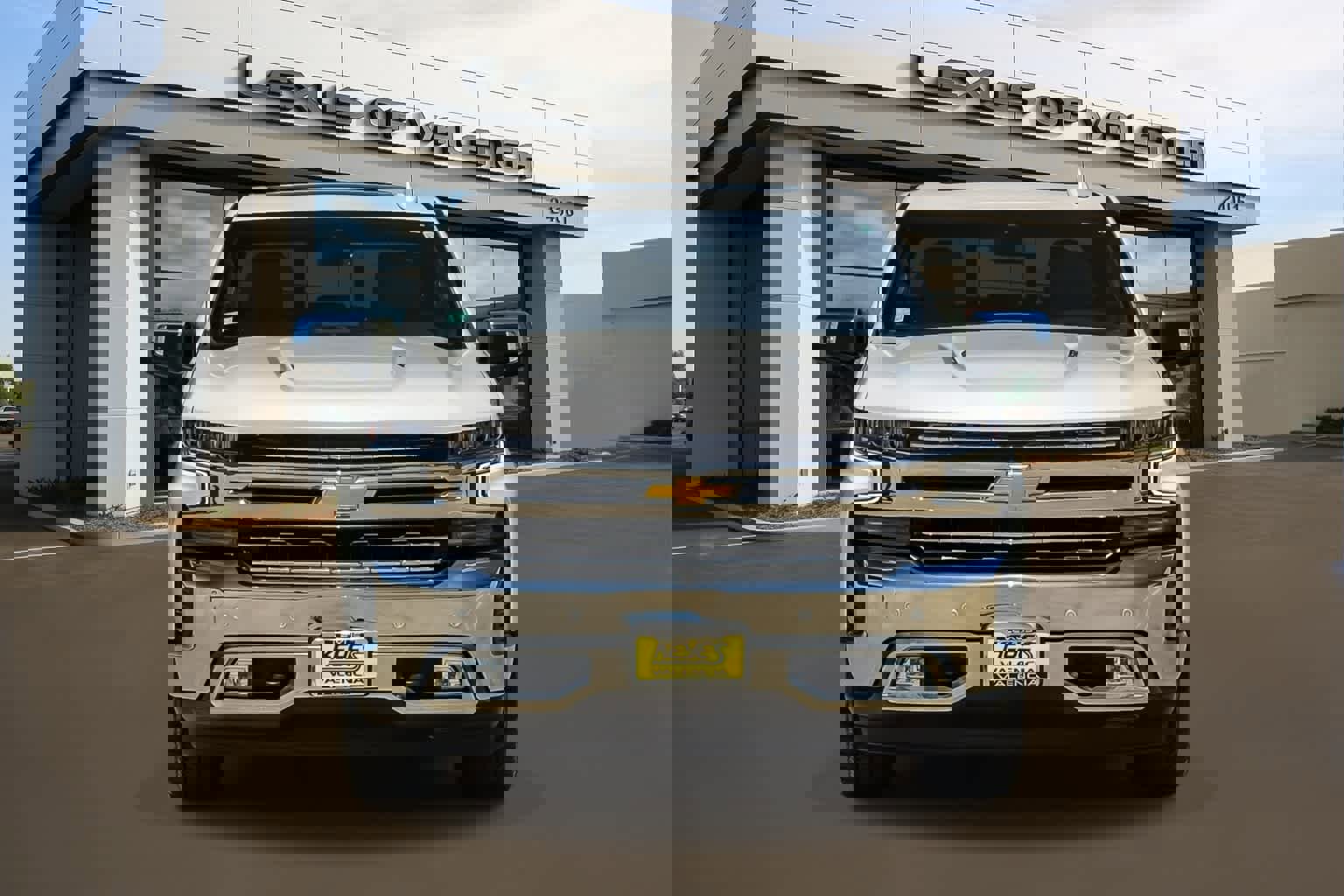 Used 2020 Chevrolet Silverado 1500 LTZ w/ LTZ Premium Package AWD/4WD image 6