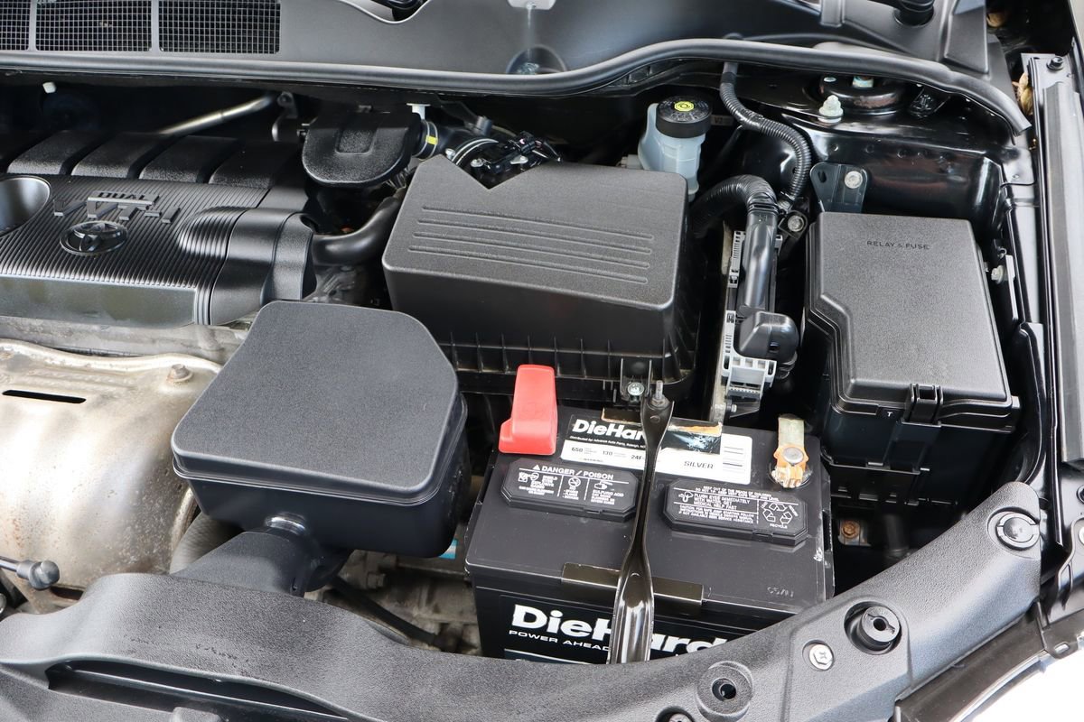 Used 2015 Toyota Venza LE image 40