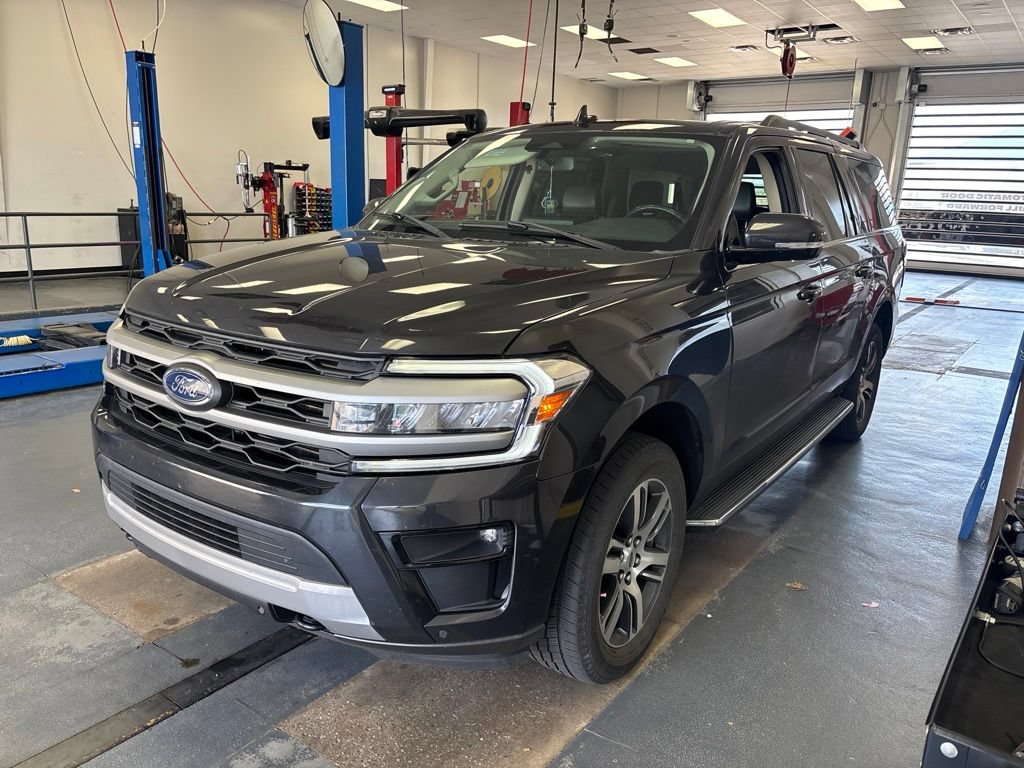 Certified 2023 Ford Expedition Max XLT AWD/4WD image 2