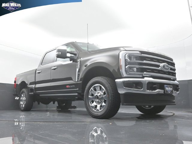 Used 2025 Ford F250 King Ranch w/ Chrome Package AWD/4WD image 17