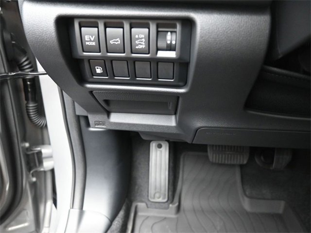 New 2025 Subaru Forester Touring image 17