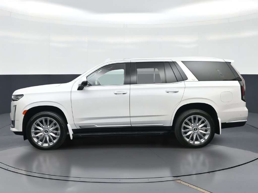 Used 2023 Cadillac Escalade Premium Luxury RWD image 5