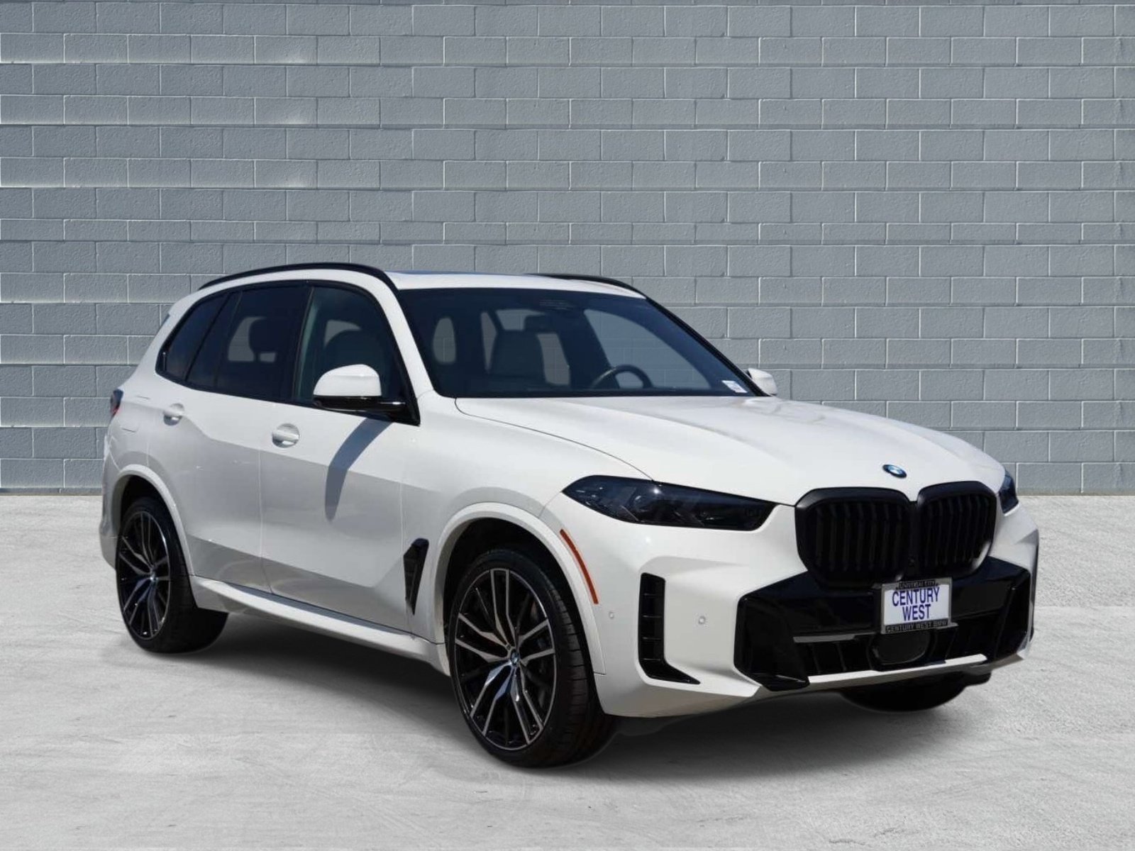 Used 2025 BMW X5 sDrive40i w/ M Sport Package