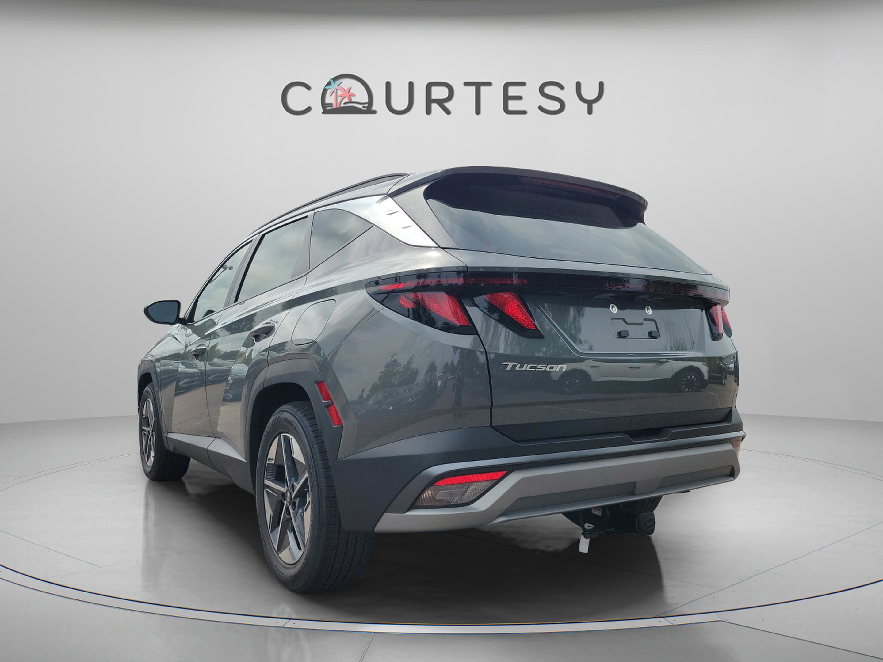 New 2026 Hyundai Tucson SEL image 3