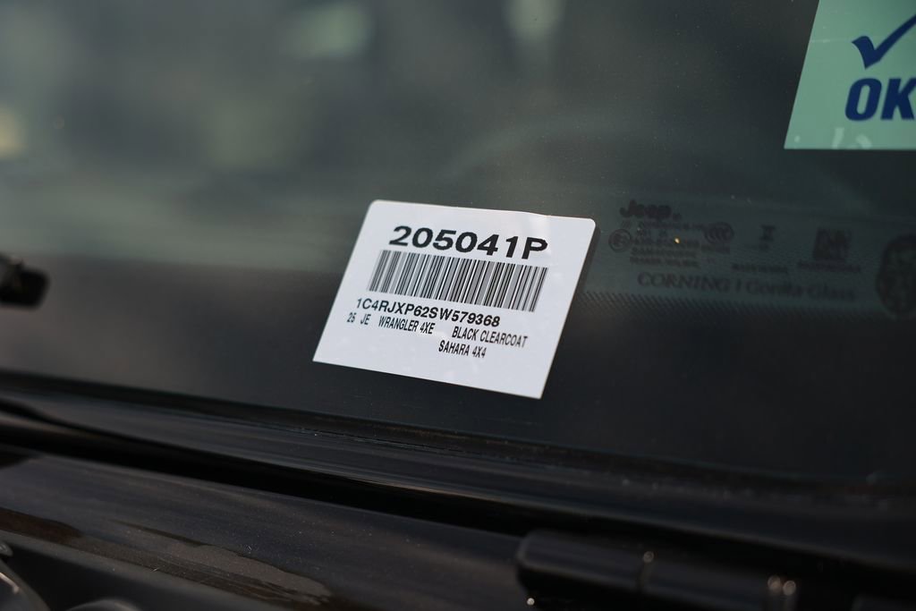 Used 2025 Jeep Wrangler Unlimited Sahara image 42