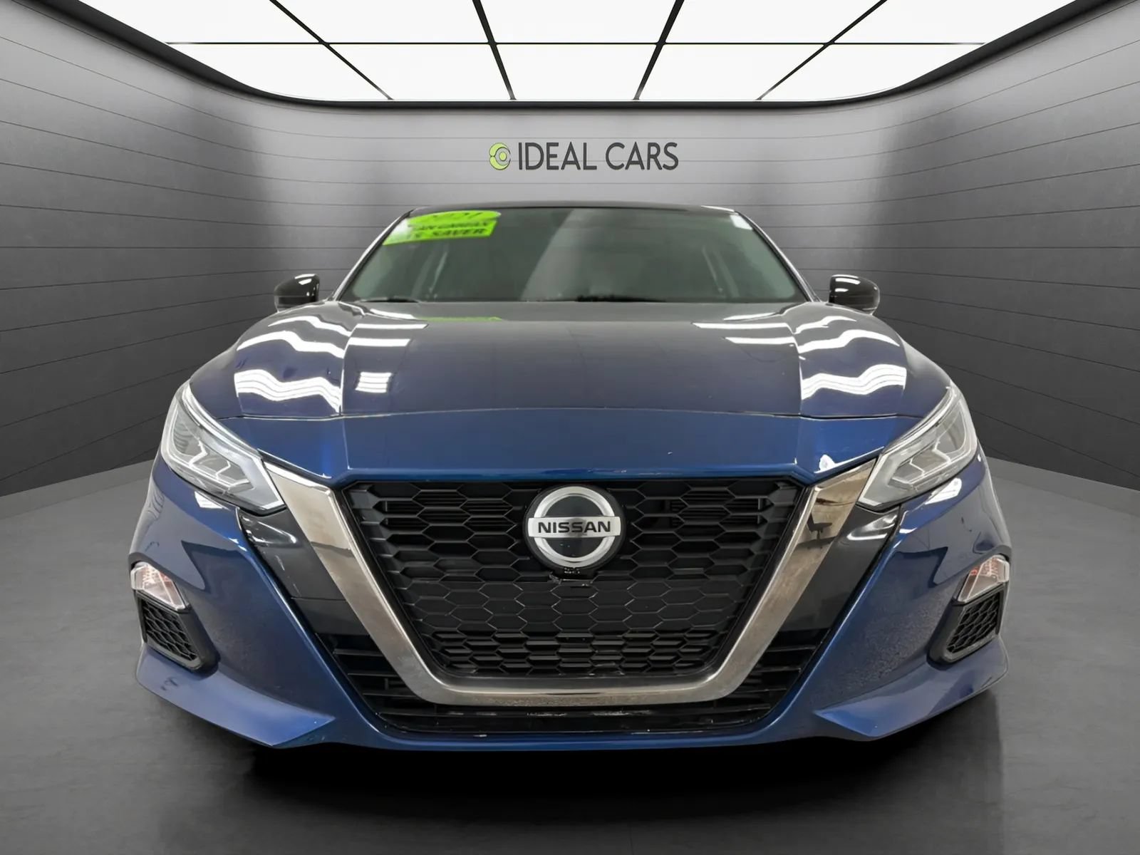Used 2021 Nissan Altima 2.0 SR FWD image 2