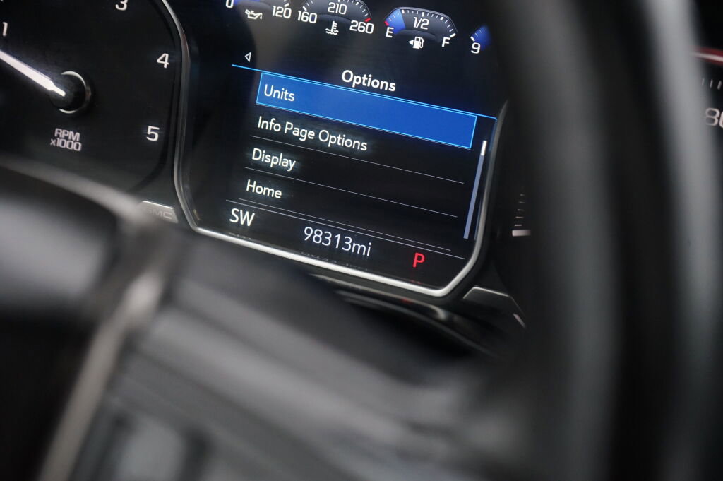 Used 2021 GMC Sierra 2500 Denali w/ Denali Ultimate Package image 21