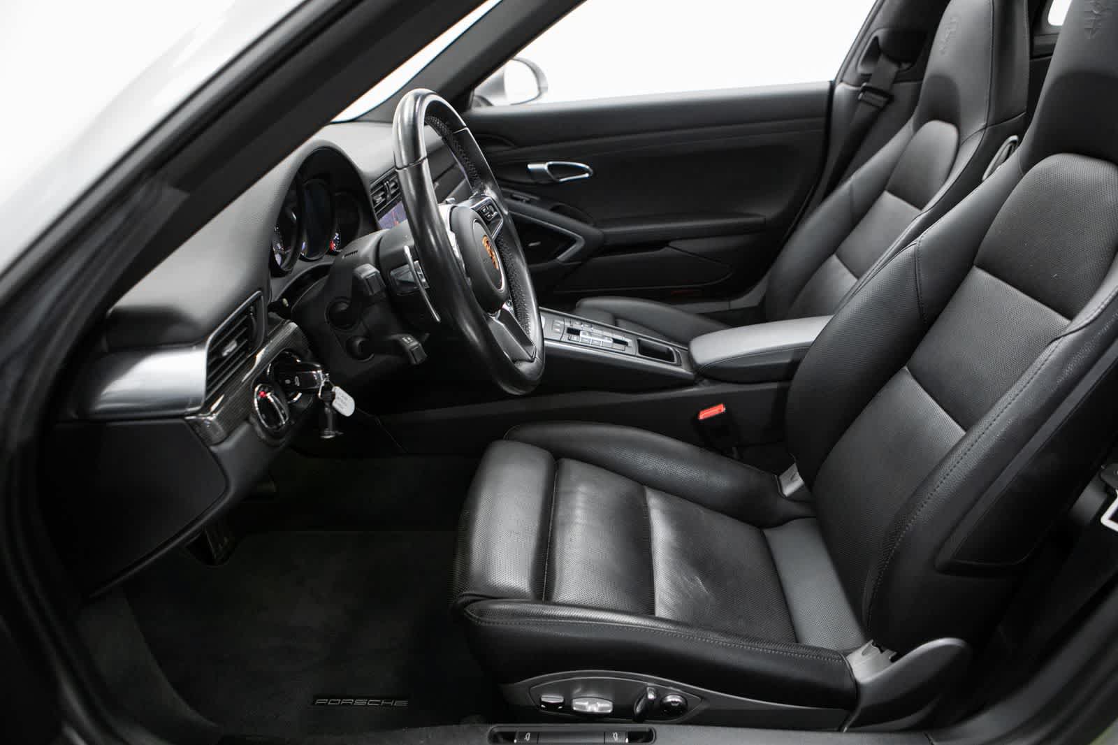 Certified 2018 Porsche 911 Targa 4S AWD/4WD image 22