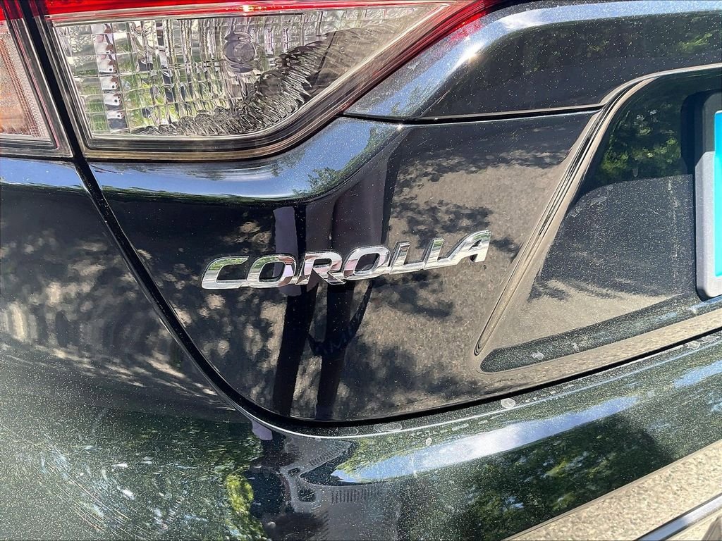 Used 2023 Toyota Corolla SE w/ Carpet Mat Package (TMS) FWD image 27