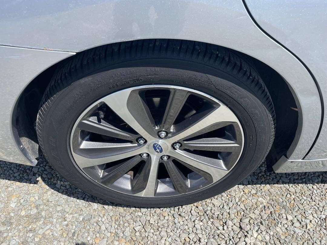Used 2017 Subaru Legacy 2.5i Limited AWD/4WD image 31