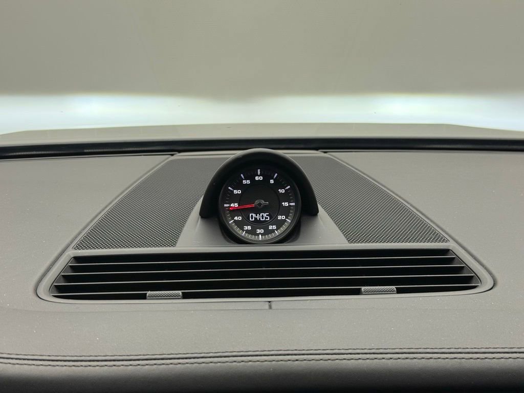 Used 2020 Porsche Panamera GTS image 19