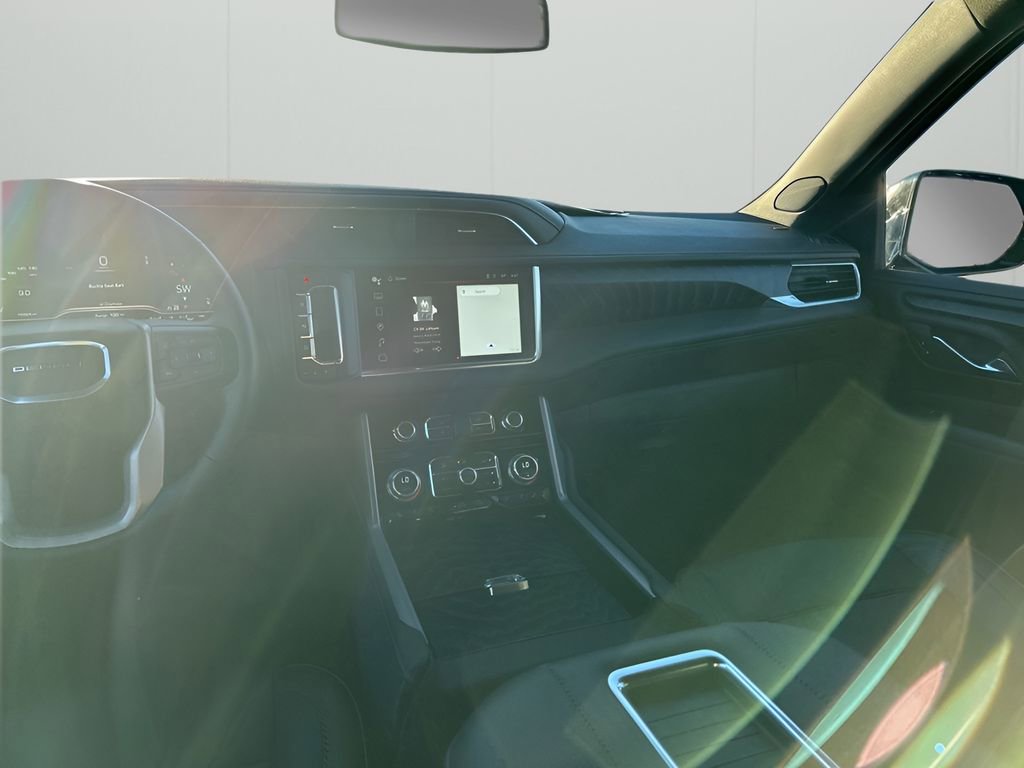 Used 2024 GMC Yukon Denali w/ Max Trailering Package image 23