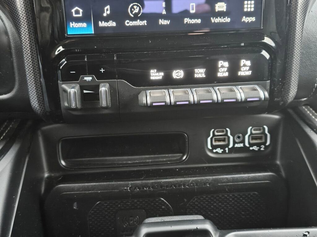 Used 2022 RAM 3500 Limited image 24