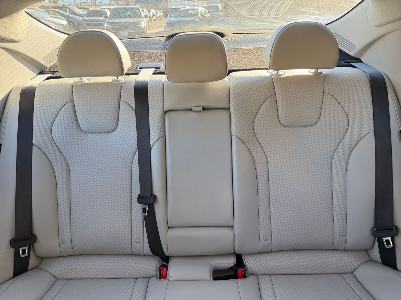 Used 2025 Hyundai Elantra Limited image 41