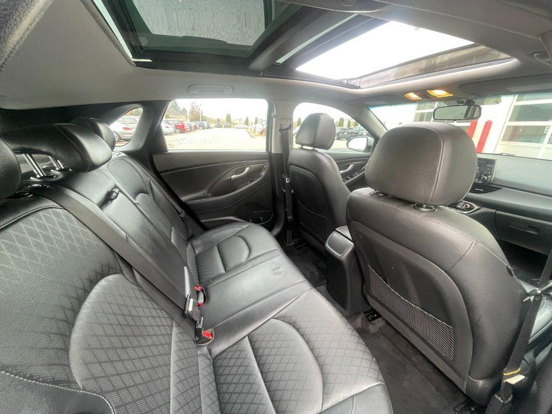 Used 2020 Hyundai Elantra GT w/ Style Package 02 FWD image 13