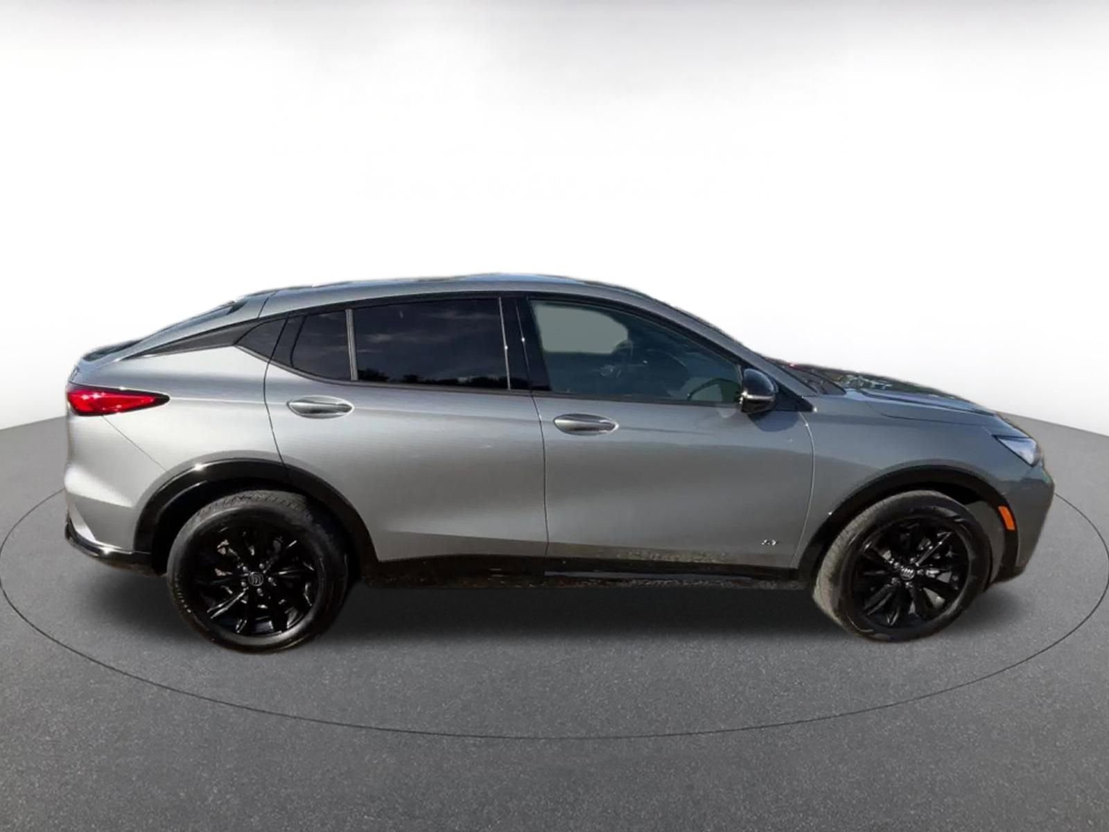 Used 2025 Buick Envista Sport Touring image 16