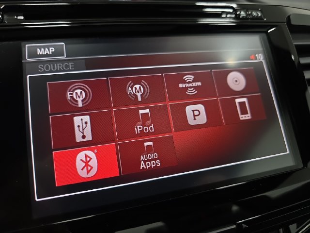 Used 2017 Honda Accord Touring image 21