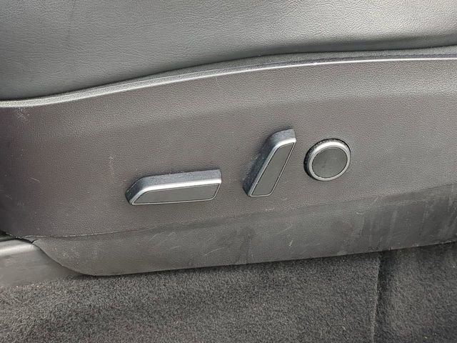 Used 2022 Tesla Model Y Performance image 23