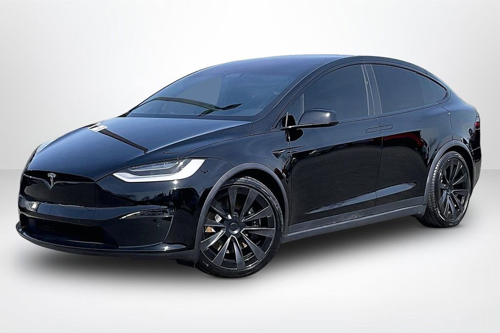 Used 2023 Tesla Model X image 3