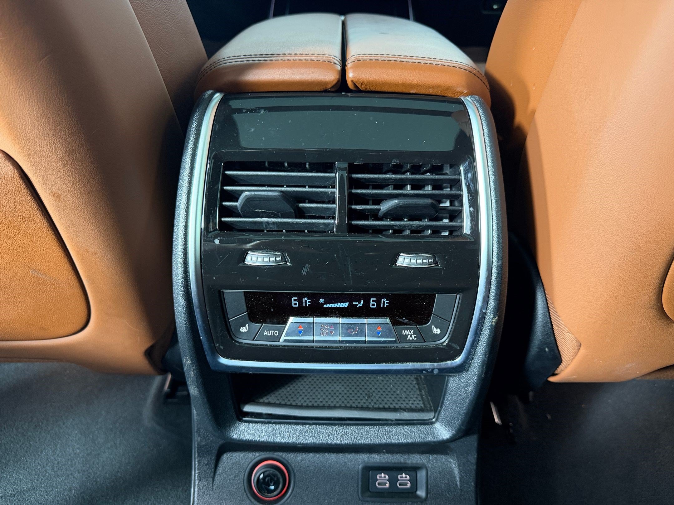 Used 2024 BMW X7 M60i w/ Executive Package AWD/4WD image 31