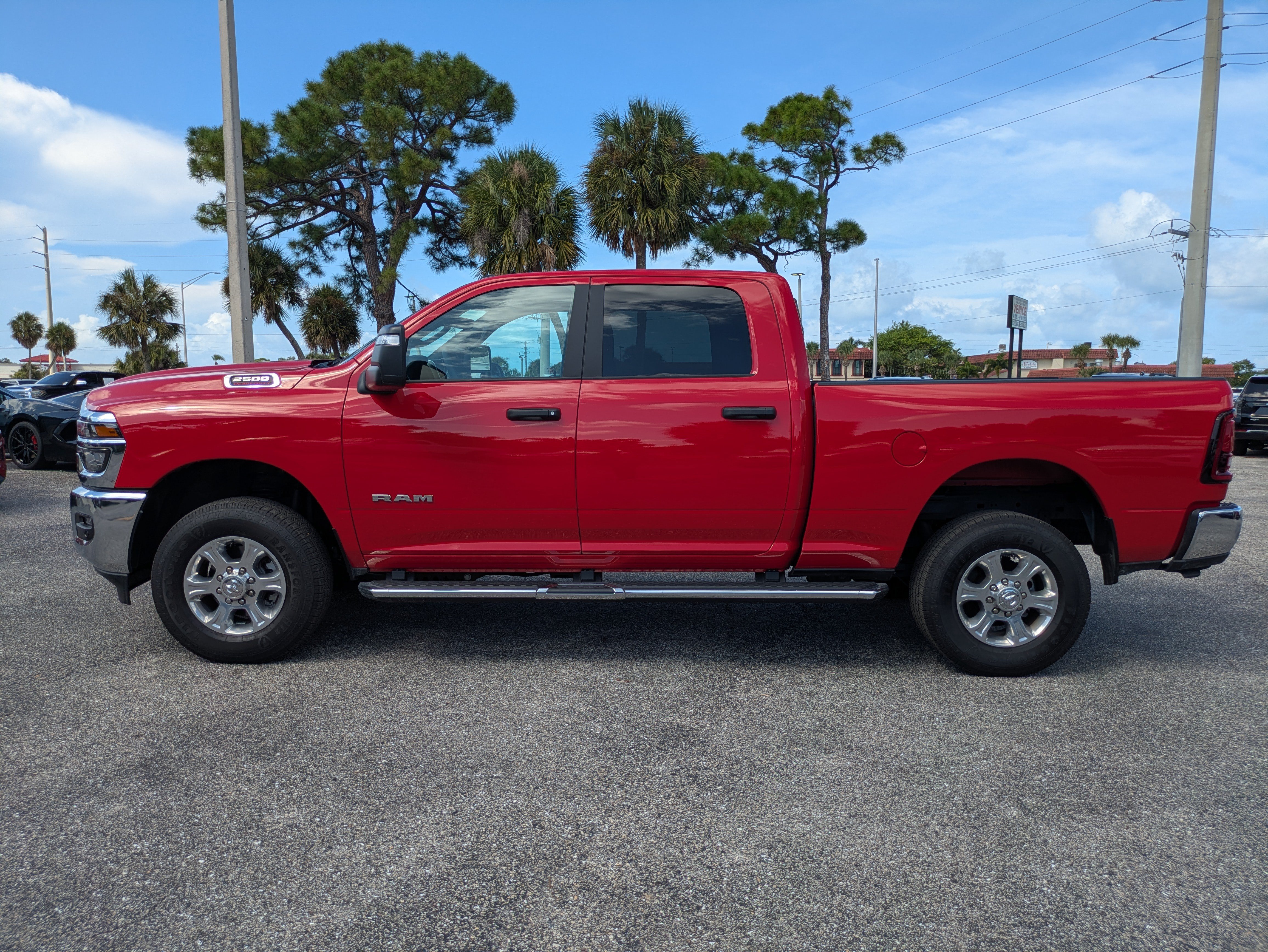 Used 2026 RAM 2500 Big Horn AWD/4WD image 7