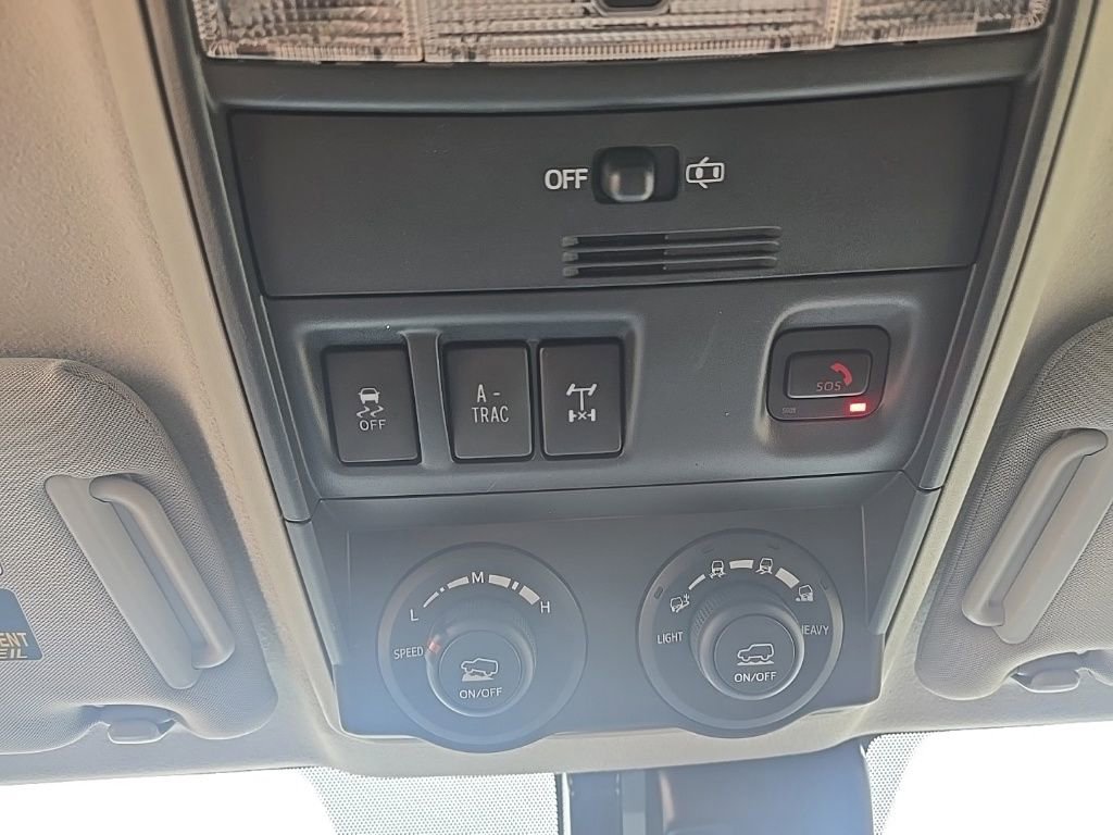 Used 2024 Toyota 4Runner TRD Off-Road image 25