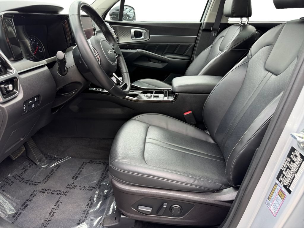 Certified 2022 Kia Sorento SX AWD/4WD image 17