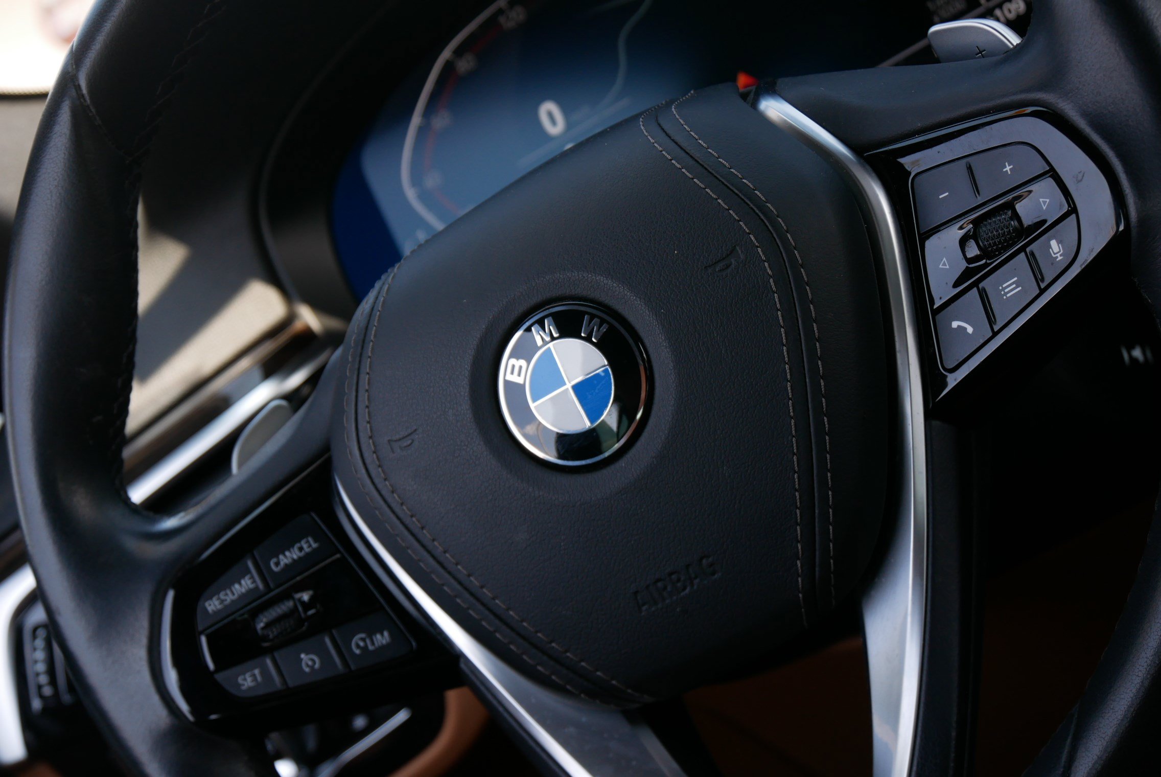 Used 2022 BMW 530i w/ Premium Package RWD image 24