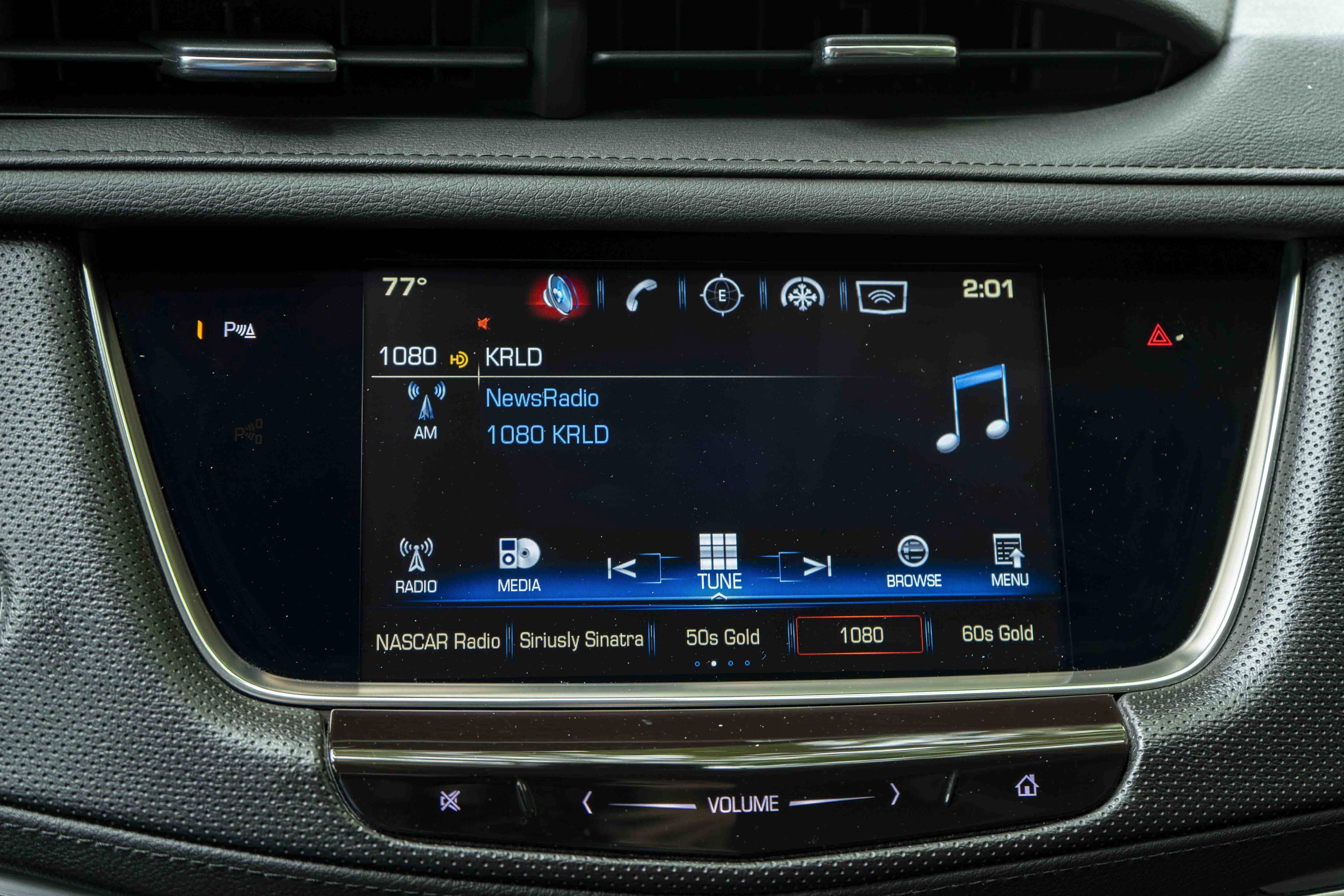 Used 2017 Cadillac XT5 Luxury image 32