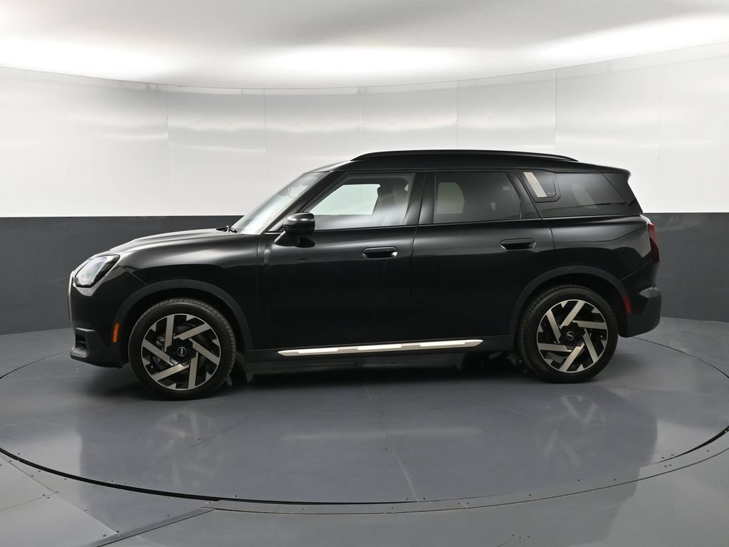 Used 2025 MINI Cooper Countryman S w/ Comfort Package Max AWD/4WD image 2