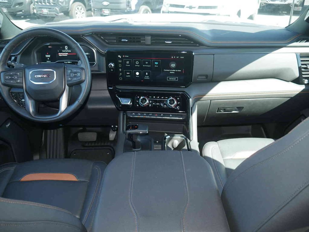 Used 2025 GMC Sierra 1500 AT4 w/ AT4 Premium Package AWD/4WD image 5