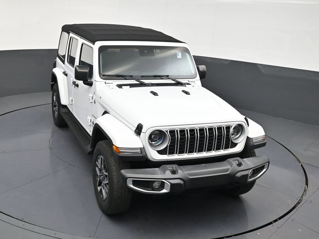 Used 2024 Jeep Wrangler Sahara image 18