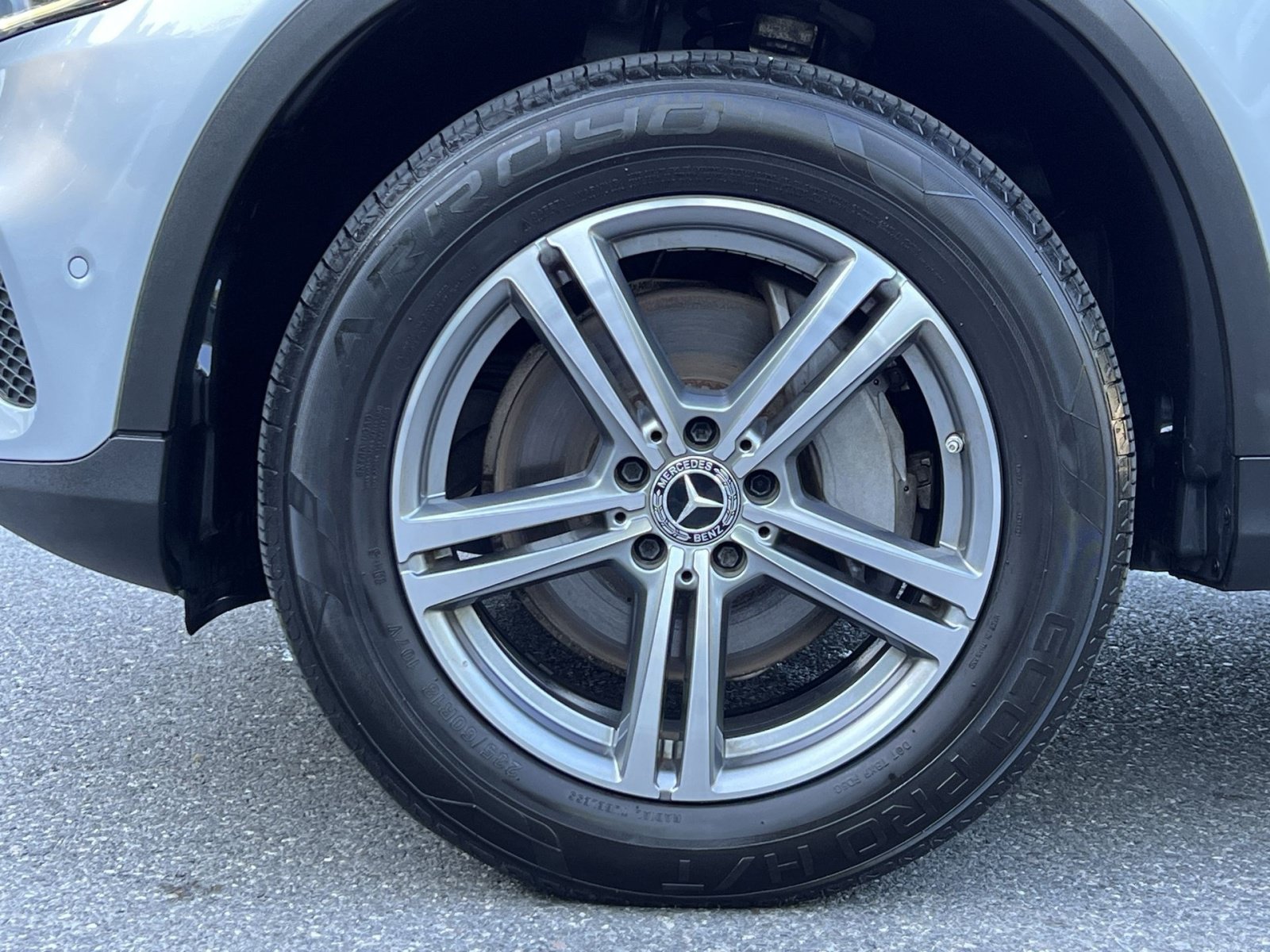 Used 2021 Mercedes-Benz GLC 300 4MATIC w/ Premium Package image 17