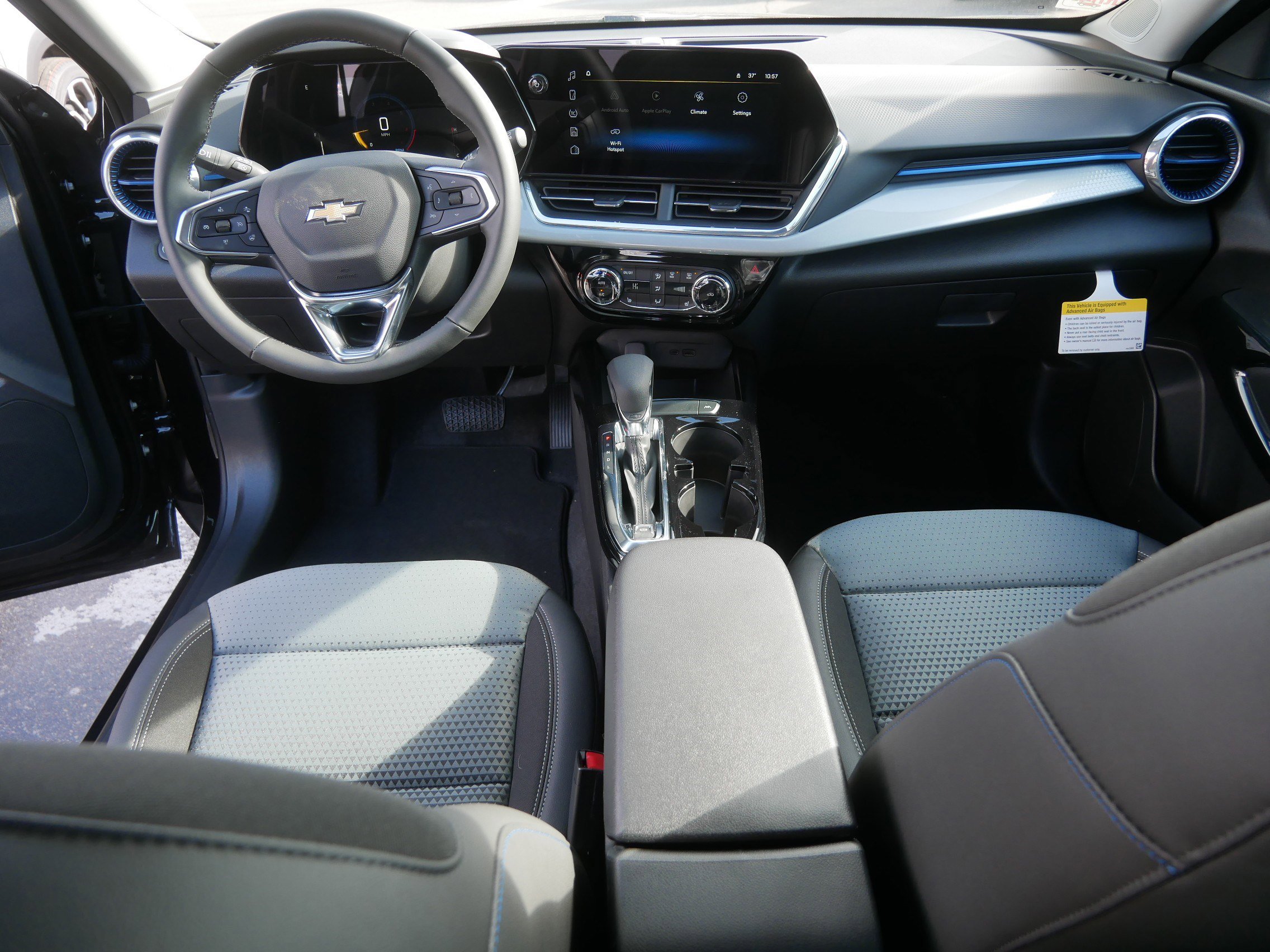 New 2026 Chevrolet Trax LT w/ LT Convenience Package image 10